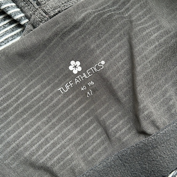 Tuff Athletics Shelf Exercise Tank - Picture 5 of 5